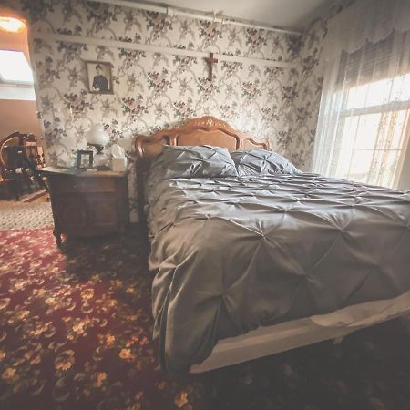 مبيت وإفطار فول ريفر Lizzie Borden House المظهر الخارجي الصورة