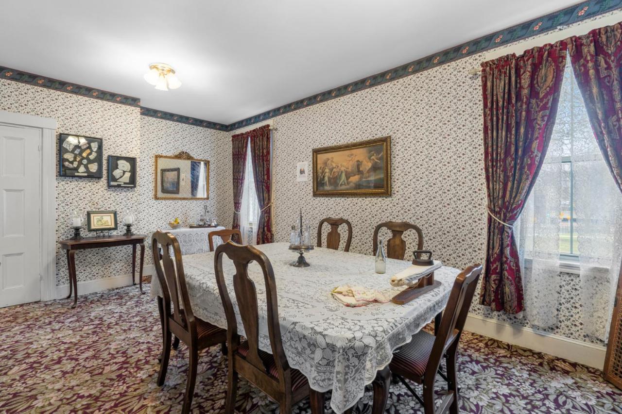 مبيت وإفطار فول ريفر Lizzie Borden House المظهر الخارجي الصورة