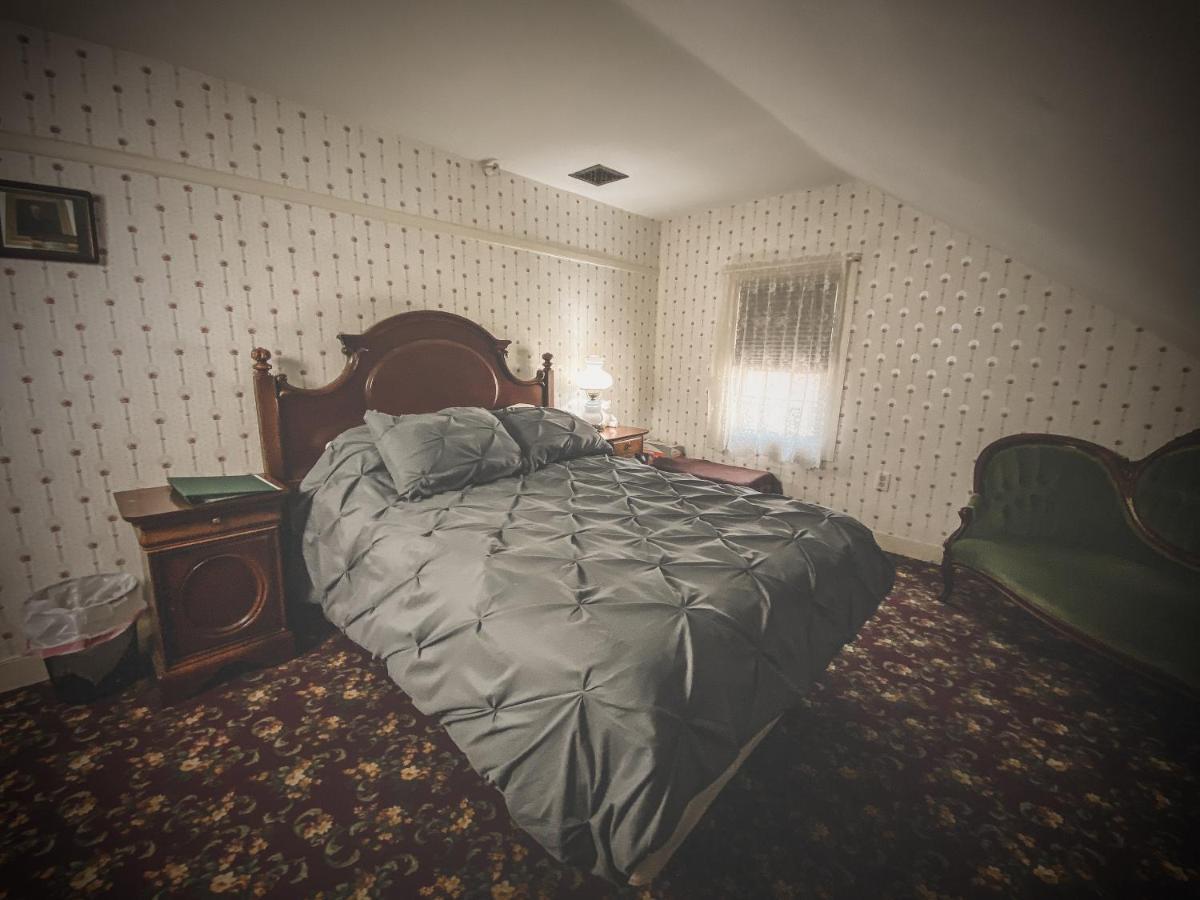 مبيت وإفطار فول ريفر Lizzie Borden House المظهر الخارجي الصورة