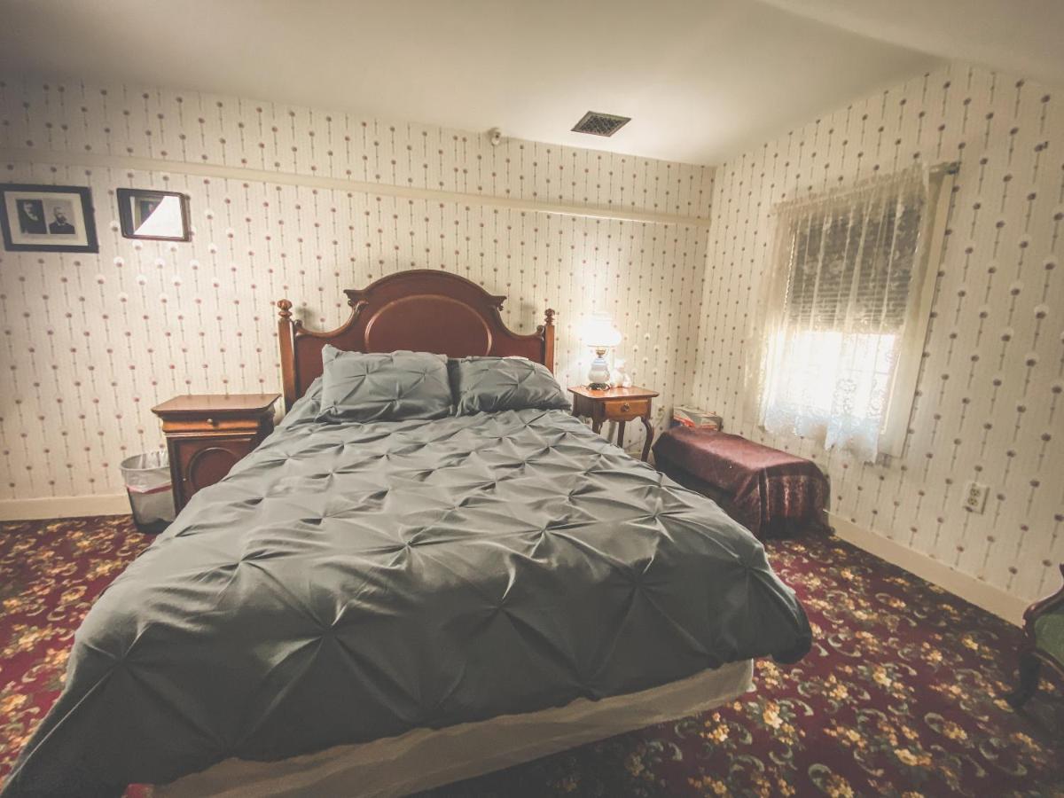 مبيت وإفطار فول ريفر Lizzie Borden House المظهر الخارجي الصورة