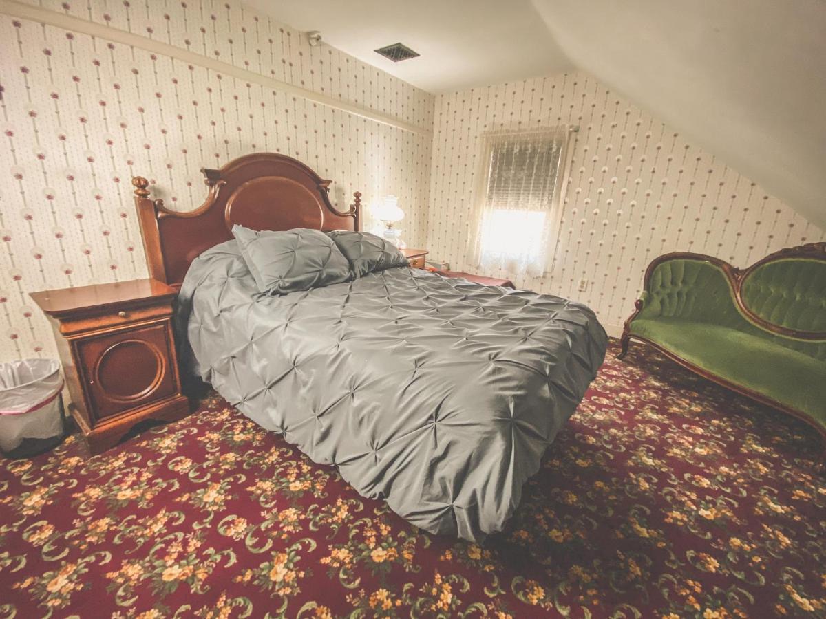 مبيت وإفطار فول ريفر Lizzie Borden House المظهر الخارجي الصورة