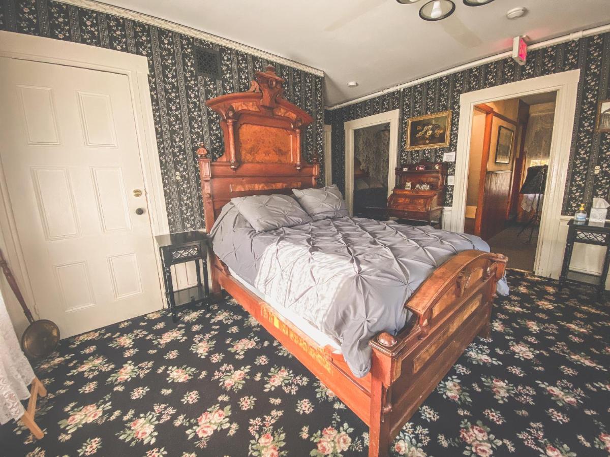 مبيت وإفطار فول ريفر Lizzie Borden House المظهر الخارجي الصورة